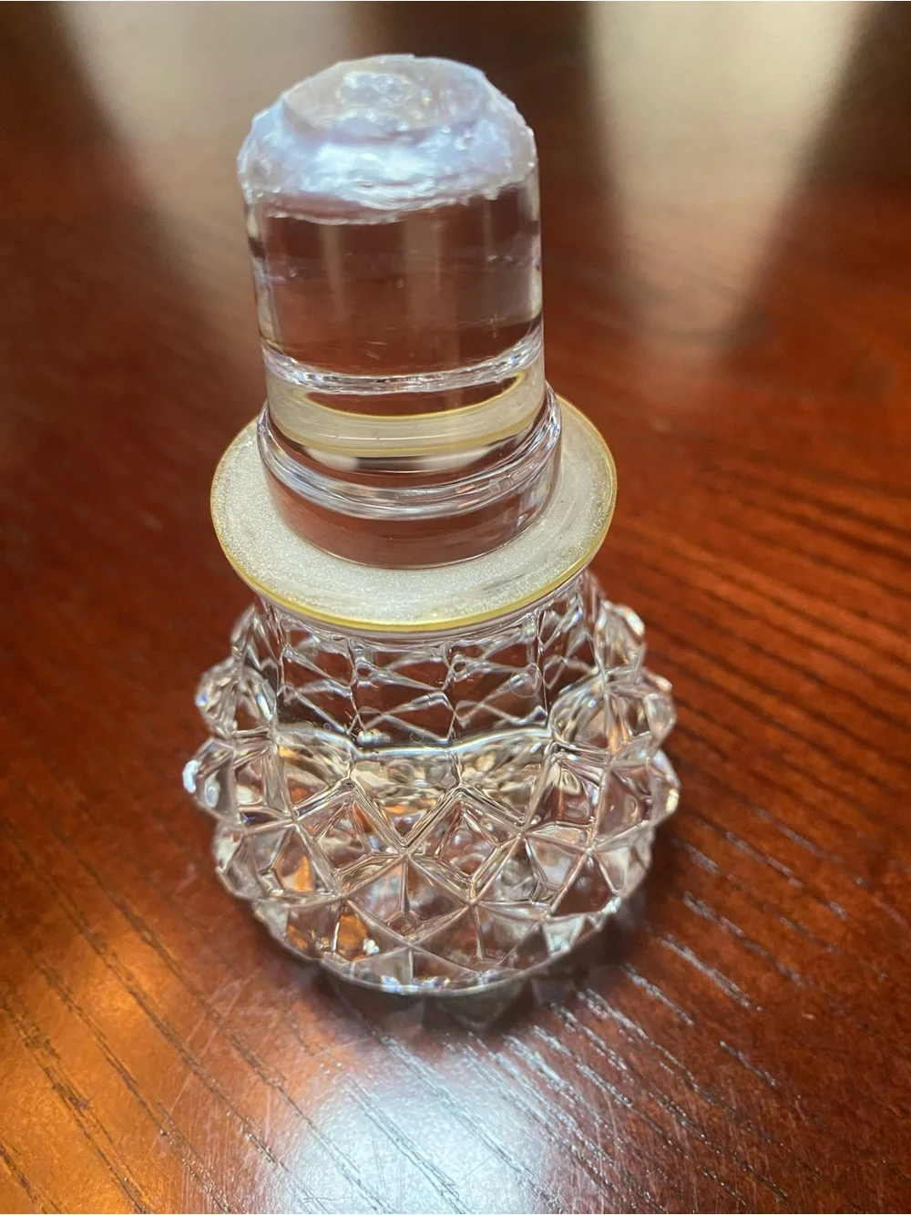 Crystal Etched Glass Decanter with stunning stopper - Clear